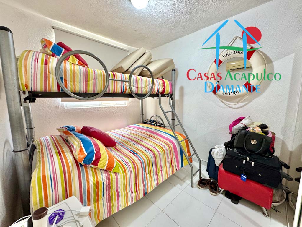 Puente del Mar Century II H 02 - Recámara uno 1